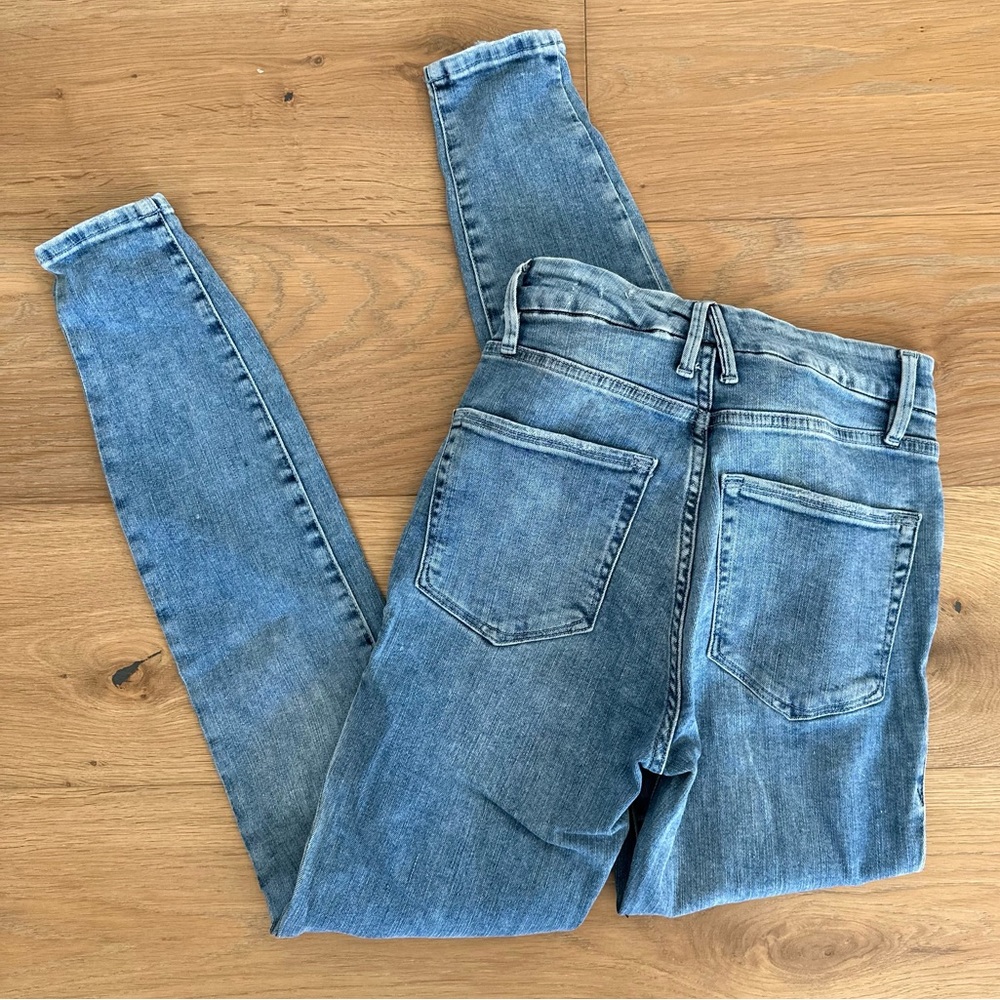 Good American blue 262